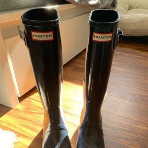 NWOT HUNTER RAIN BOOTS SIZE 7